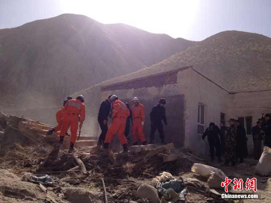 中央一台新闻联播今晚聚焦经济新动向与民生热点